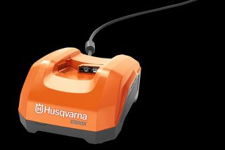 Chargeur fixe pour batteries BLI300 (ICX) - QC500 - HUSQVARNA®
